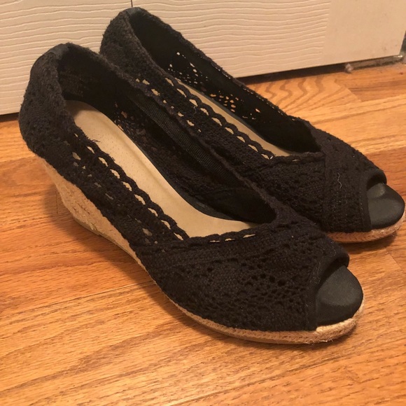 kmart black wedges
